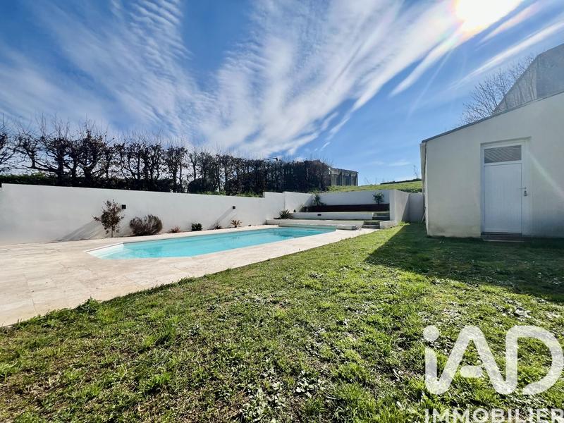 Maison - 120 m² - 6 pièces