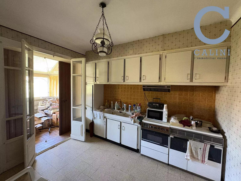 Villa - 180 m² - 6 pièces