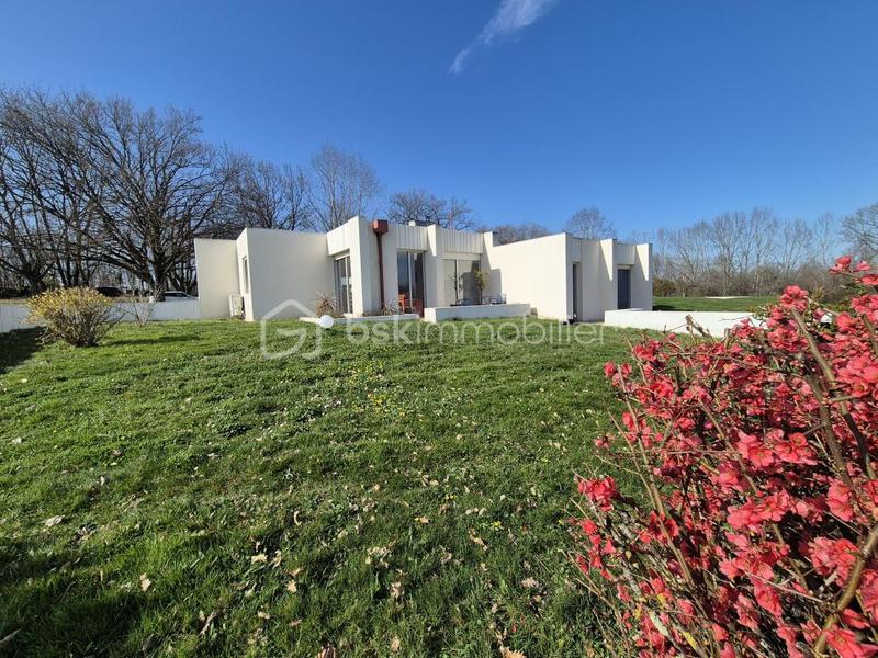 Maison d'architecte - 195 m² - 8 pièces