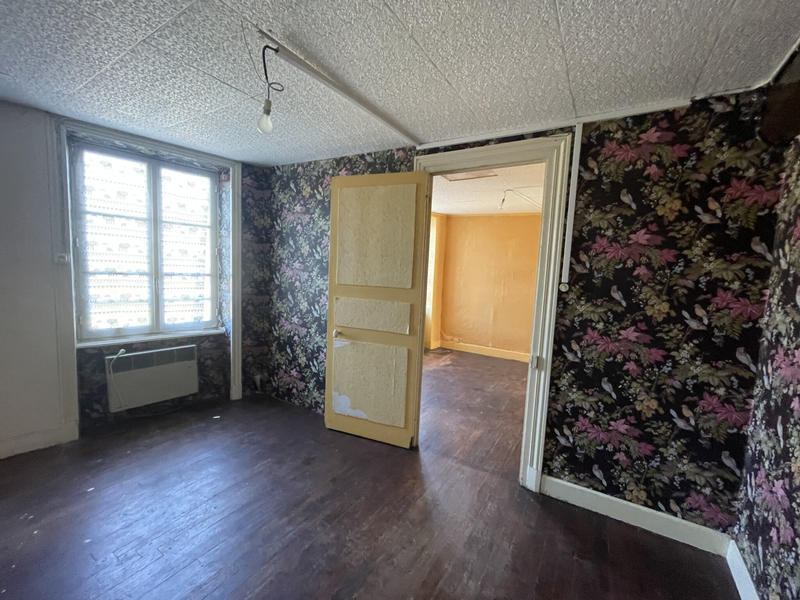 Immeuble - 130 m² - 7 pièces