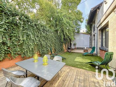 Appartement - 136 m² - 5 pièces