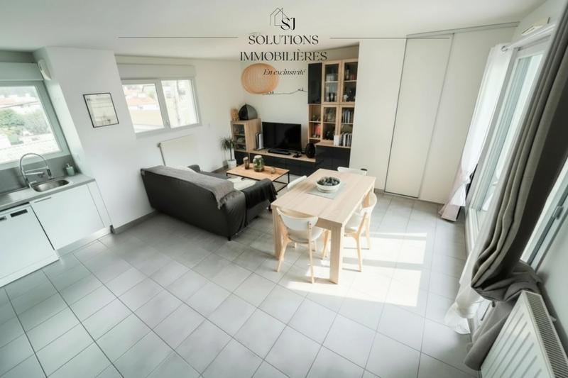 Appartement - 65 m² - 3 pièces