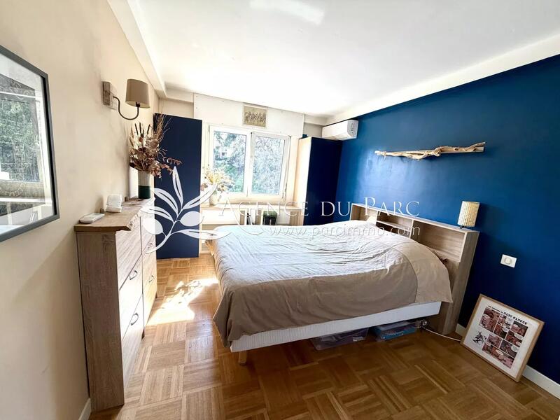 Appartement - 77 m² - 3 pièces