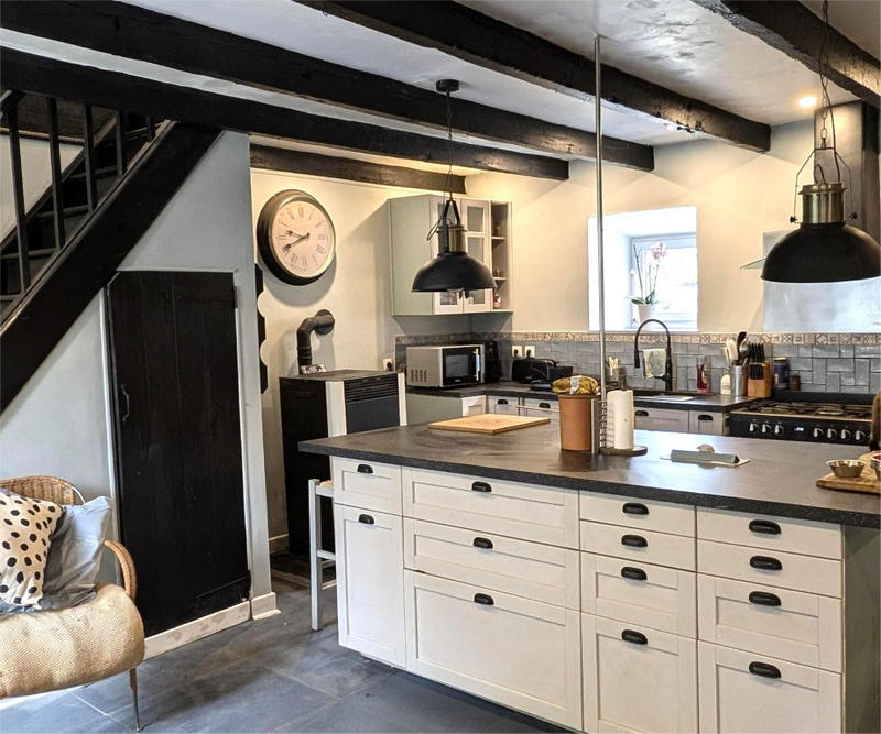 Maison - 136 m² - 6 pièces