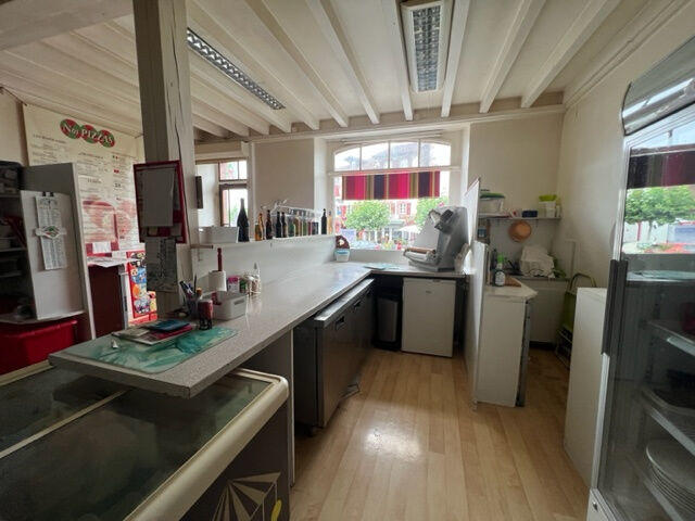 Local commercial - 64 m²