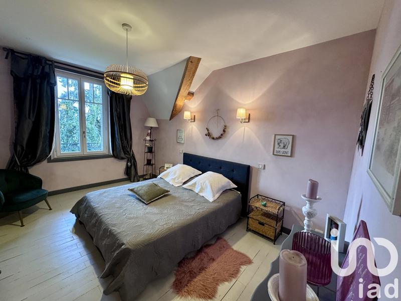 Maison - 280 m² - 7 pièces