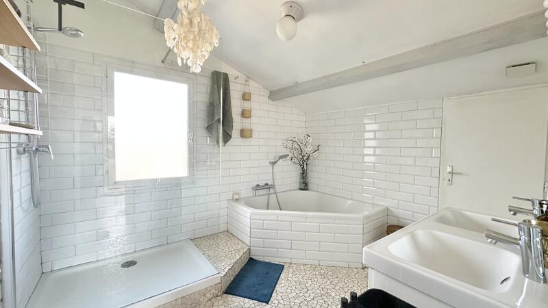 Villa - 152 m² - 5 pièces