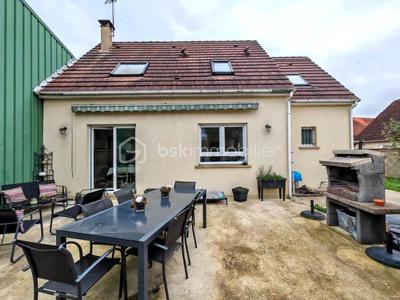 Maison - 120 m² - 7 pièces