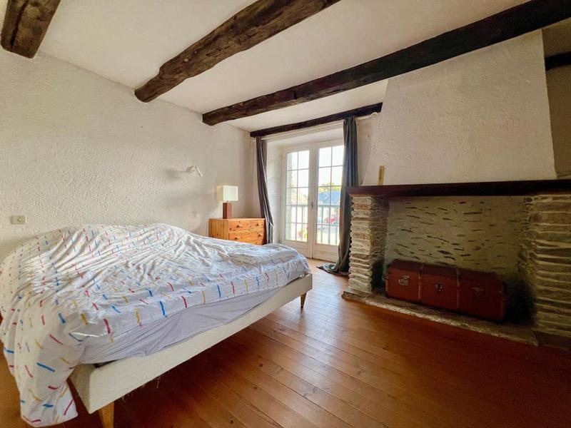 Maison chambre d'hôtes - 240 m² - 7 pièces