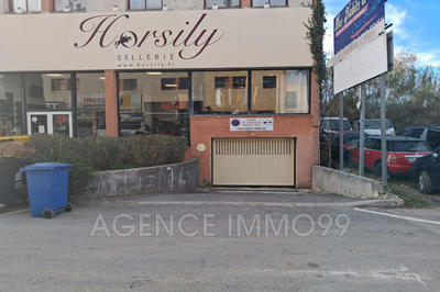 Parking / Garage - 22 m²