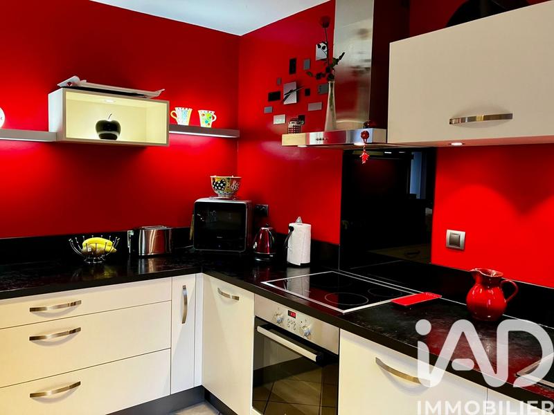 Maison - 102 m² - 4 pièces