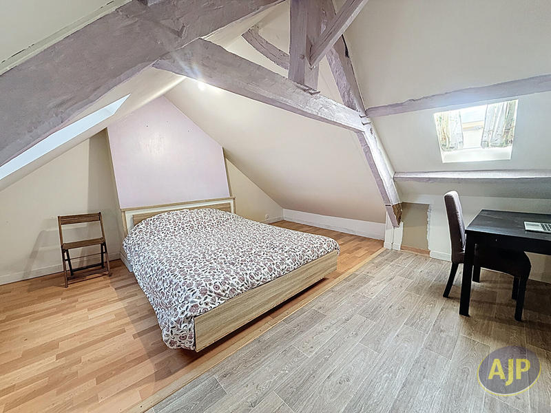 Maison - 92 m² - 4 pièces