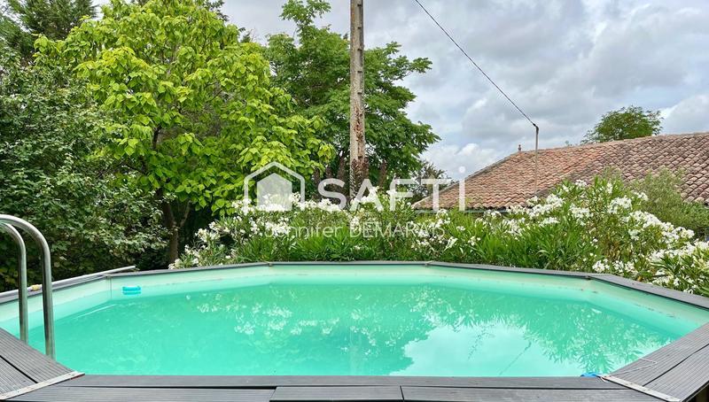 Maison - 242 m² - 5 pièces