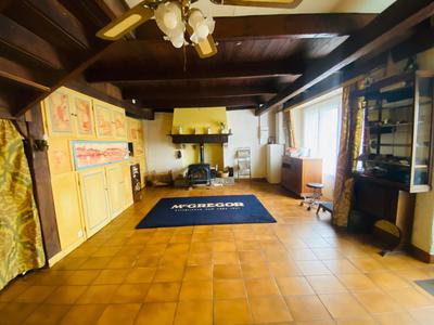 Maison - 102 m² - 4 pièces