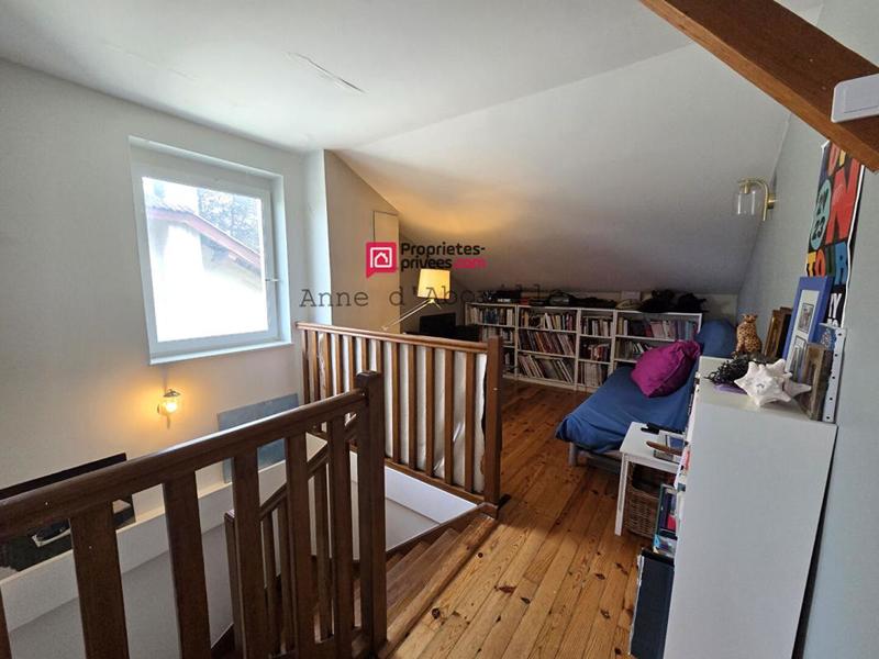 Maison - 169 m² - 8 pièces