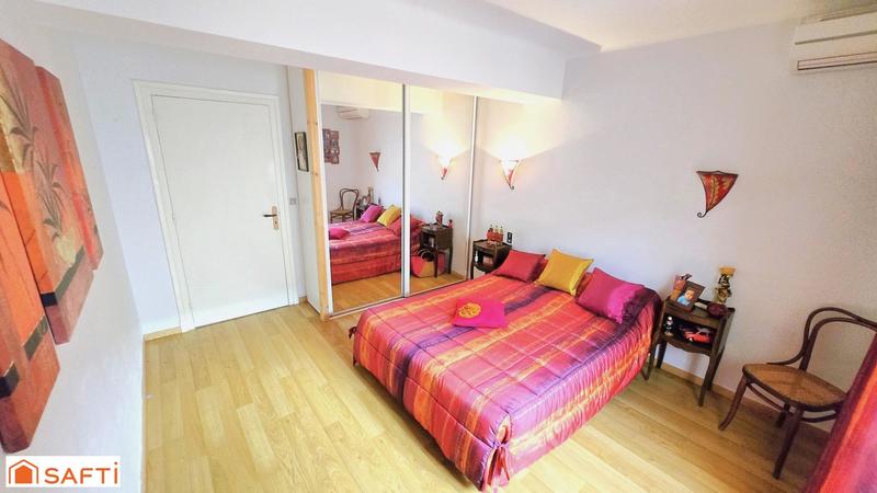 Maison - 200 m² - 9 pièces