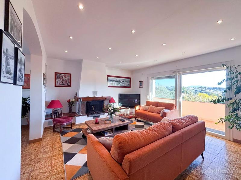 Maison - 187 m² - 7 pièces