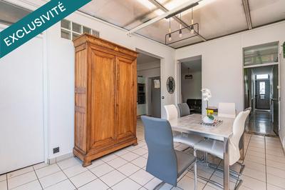 Maison - 196 m² - 8 pièces