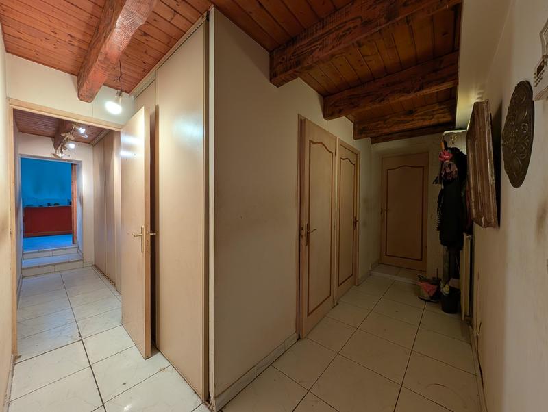 Maison - 200 m² - 6 pièces