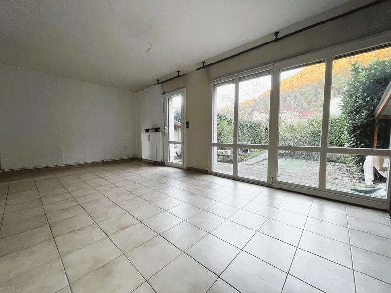 Maison - 93 m² - 5 pièces