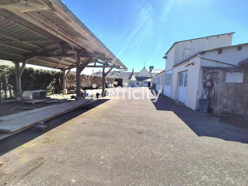 Maison - 200 m² - 7 pièces