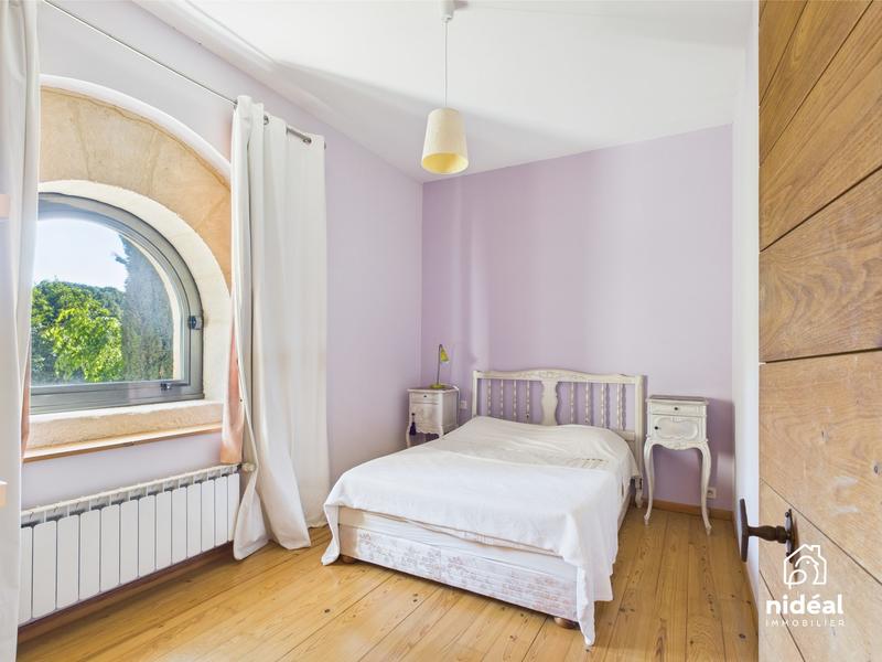 Mas - 350 m² - 13 pièces