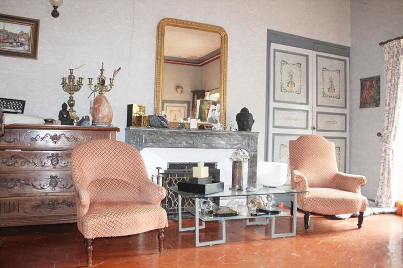 Demeure - 623 m² - 26 pièces