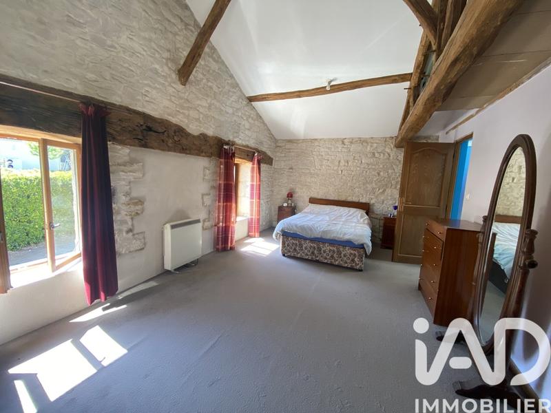 Maison de village - 341 m² - 10 pièces