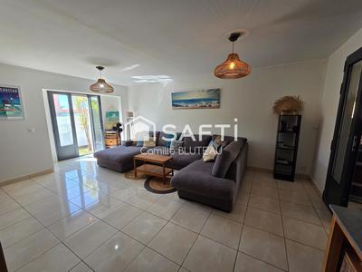 Maison - 90 m² - 4 pièces