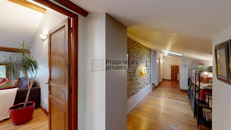 Maison - 280 m² - 7 pièces