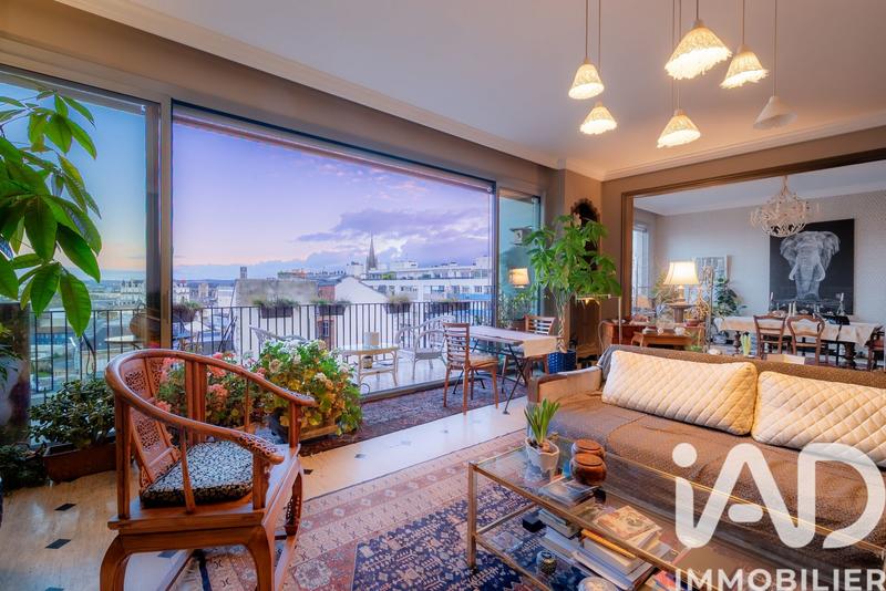 Appartement - 304 m² - 5 pièces