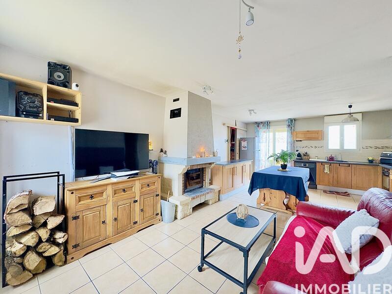 Maison - 80 m² - 5 pièces