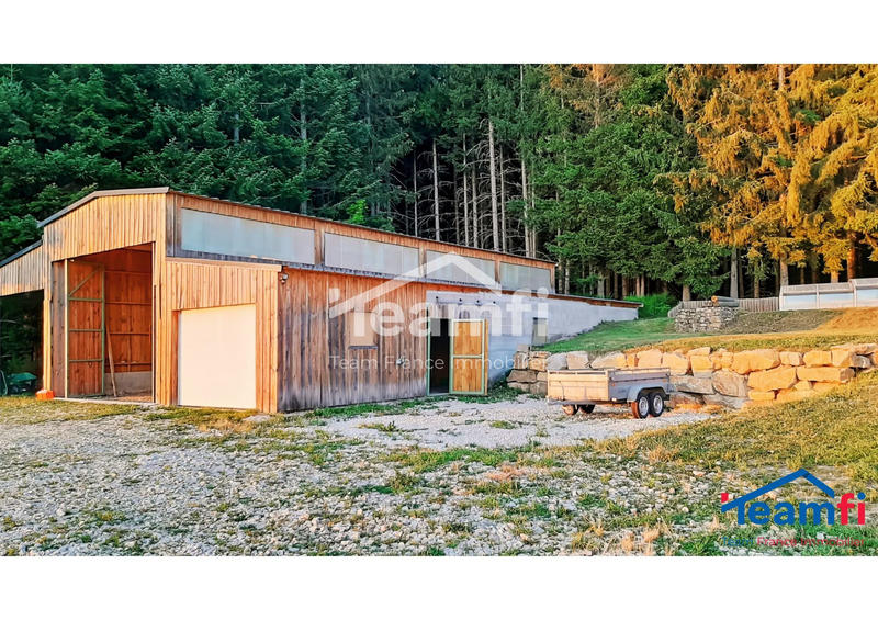 Maison - 174 m² - 10 pièces