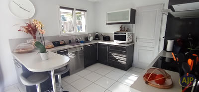 Maison - 83 m² - 3 pièces