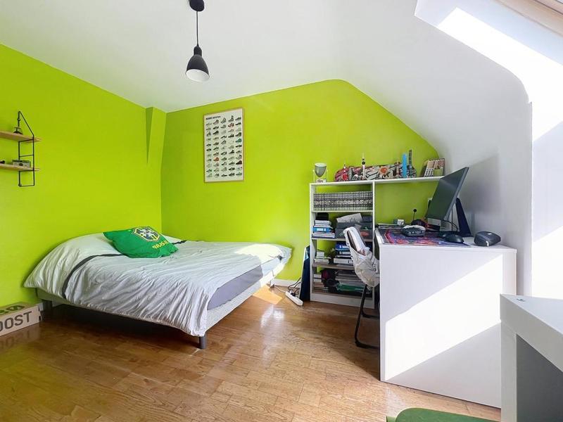 Pavillon - 85 m² - 5 pièces