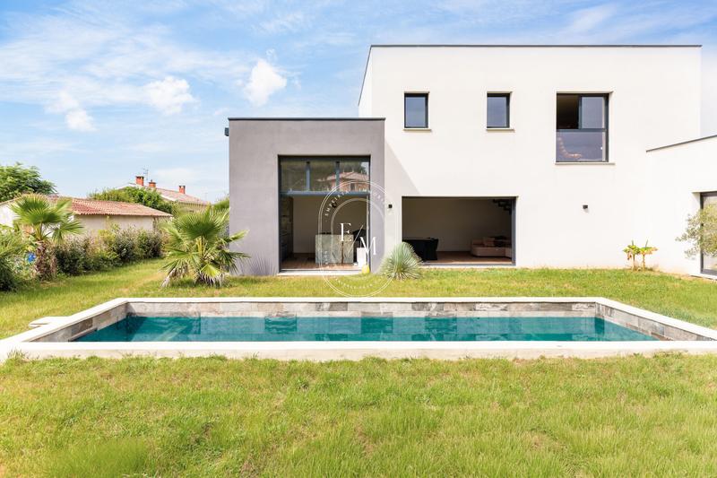 Villa - 189 m² - 5 pièces
