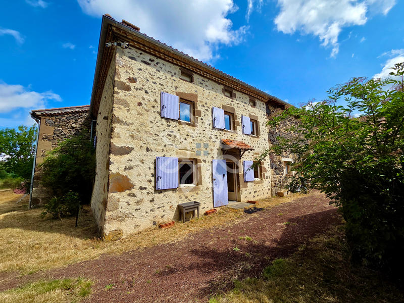 Maison - 416 m² - 19 pièces