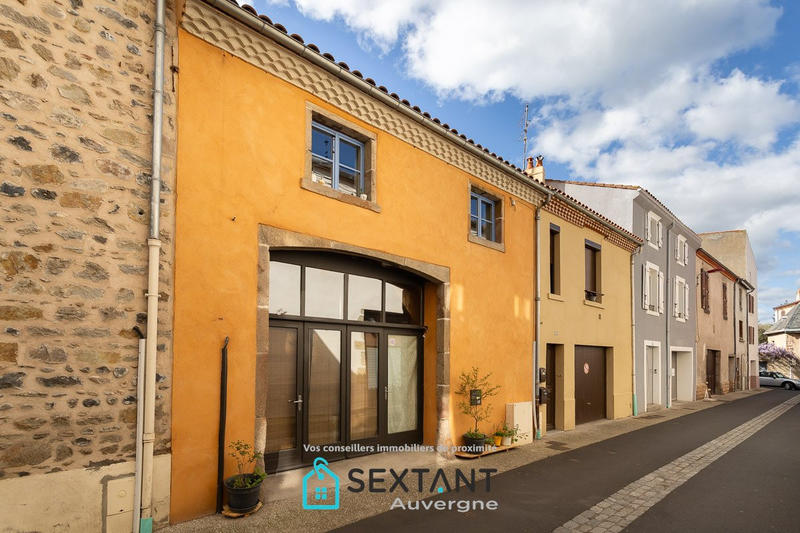 Maison - 200 m² - 6 pièces