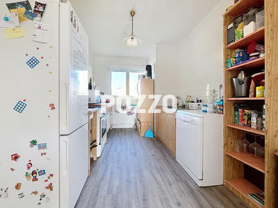 Maison - 97 m² - 5 pièces