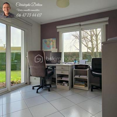 Maison traditionnelle - 148 m² - 7 pièces