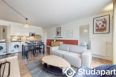 Chambre - 9 m² - 1 pièce