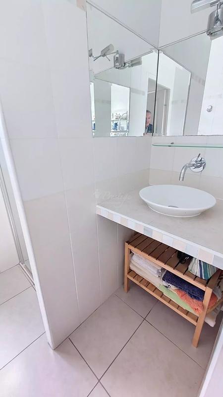 Maison - 206 m² - 8 pièces