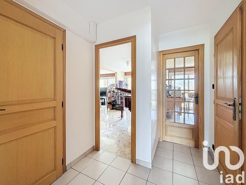 Appartement - 93 m² - 4 pièces