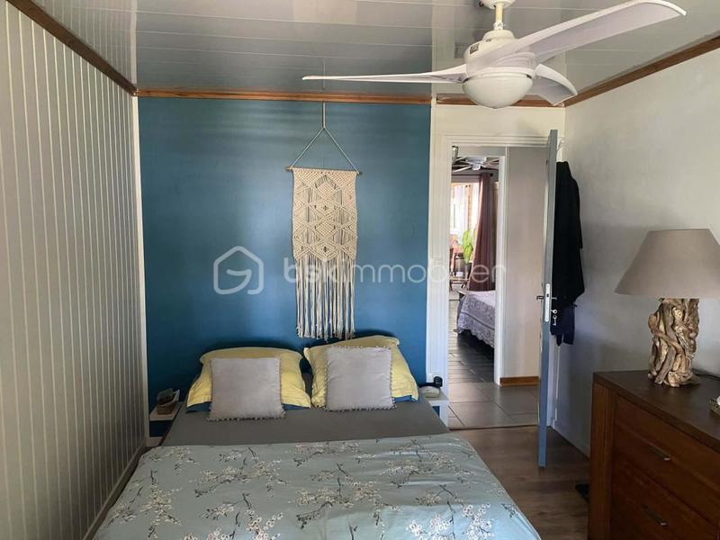 Maison - 650 m² - 3 pièces