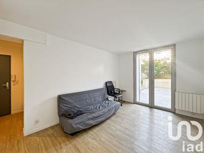 Studio - 25 m² - 1 pièce