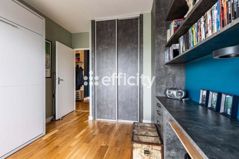 Appartement - 122 m² - 5 pièces