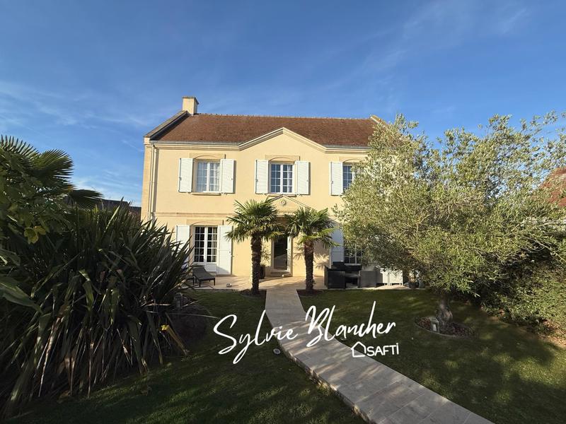 Maison - 197 m² - 7 pièces