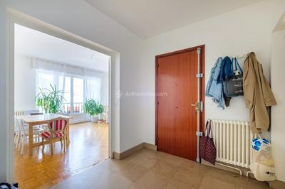 Appartement - 81 m² - 3 pièces