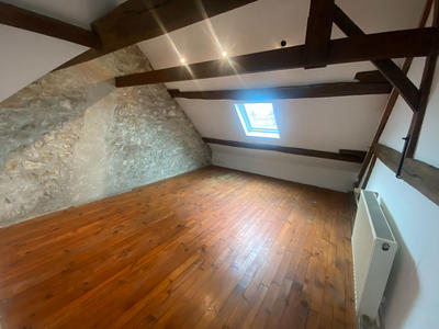 Maison - 87 m² - 5 pièces