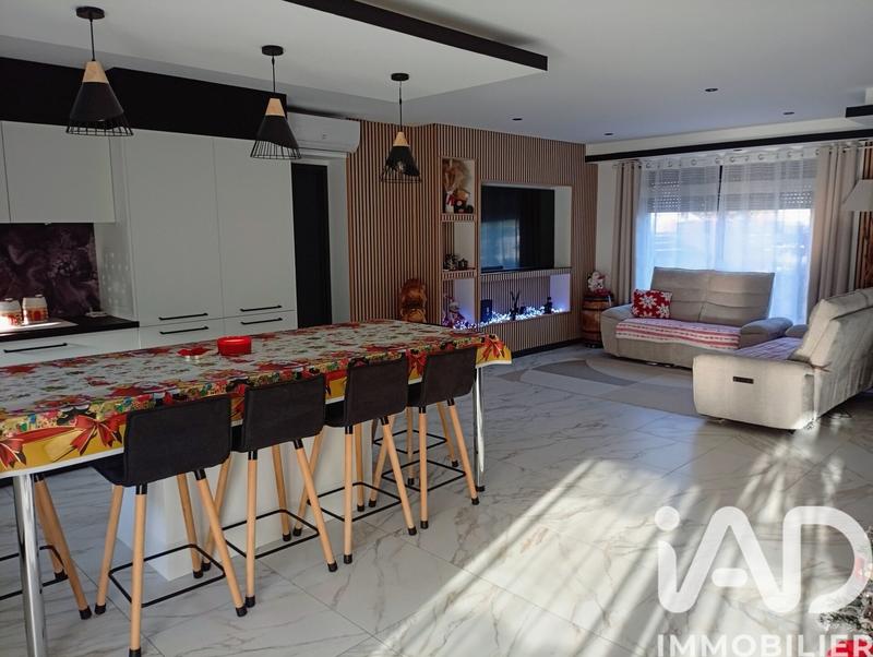 Maison - 121 m² - 4 pièces